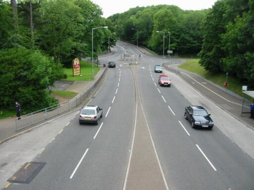 File:A4118 Olchfa Roundabouts 4 - Coppermine - 957.jpg