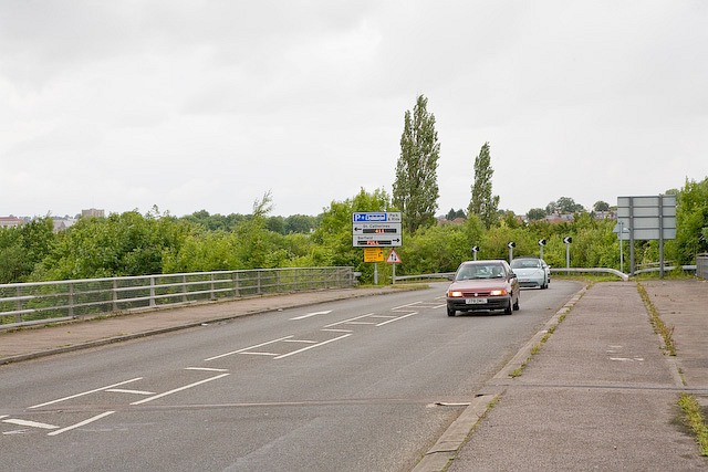 File:Bridge over nothing on B3330, Winchester - Geograph - 879663.jpg