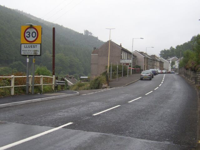 File:Entering Lluest on the A4064 - Geograph - 947307.jpg