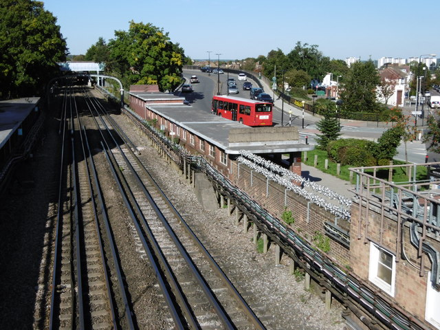 File:View from the footbridge at South Woodford Underground station - Geograph - 4681214.jpg