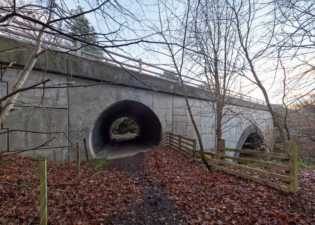 File:A9 Road Bridge over the Balnagown River - Geograph - 6006309.jpg