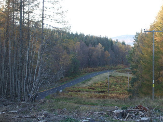 File:Looking down on B976 - Geograph - 603357.jpg