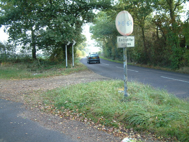 File:Road Junction, Beckley - Geograph - 64796.jpg