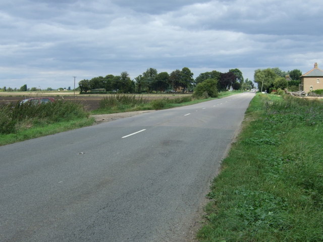 File:Ugg Mere Court Road - Geograph - 4123387.jpg