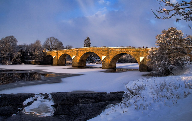 File:Chollerford Bridge - Geograph - 1655683.jpg