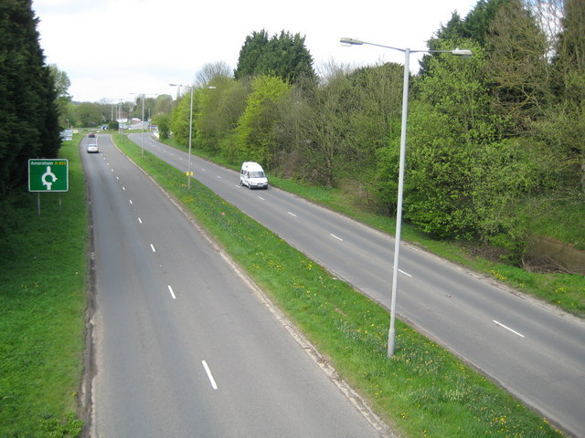 File:Chalfont St Peter- A413 Amersham Road - Geograph - 1840448.jpg