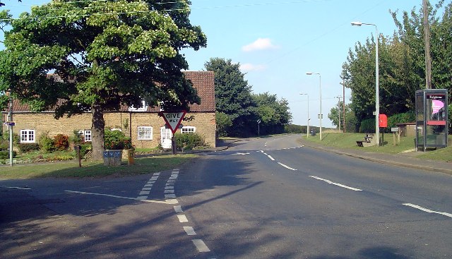File:Thealby - B1430 Junction - Geograph - 56378.jpg