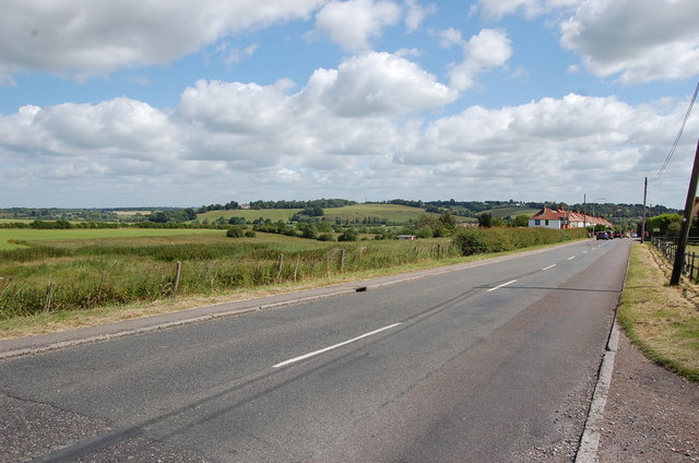 File:B2089 to Rye - Geograph - 1361240.jpg