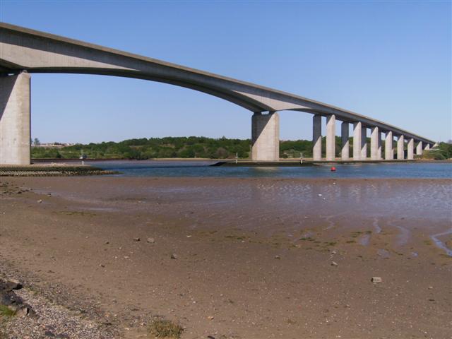 File:Orwell Bridge in Spring - Coppermine - 11820.jpg