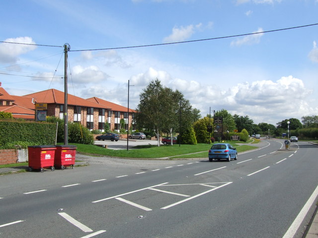 File:A1079 Passing The Gateway To York Hotel Kexby - Geograph - 921106.jpg