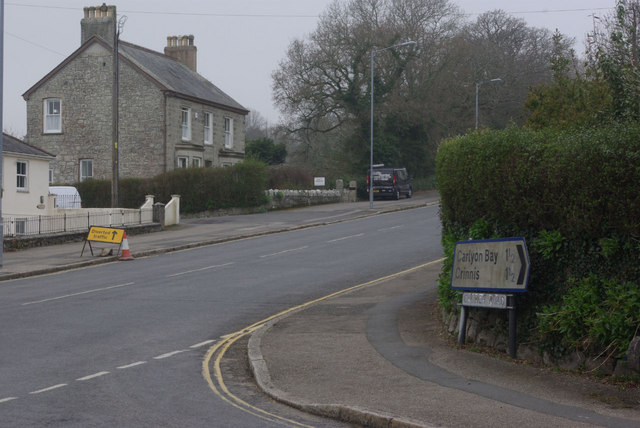 File:Charlestown Road (C) Stephen McKay - Geograph - 2336480.jpg