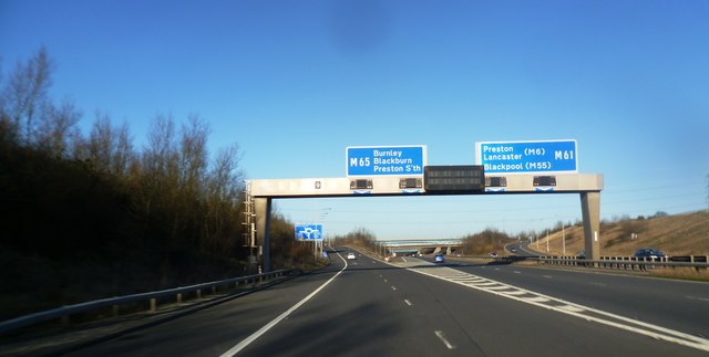 File:Junction 9 on the M61 - Geograph - 2763365.jpg