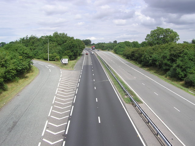File:A1(T) junction - Geograph - 215434.jpg