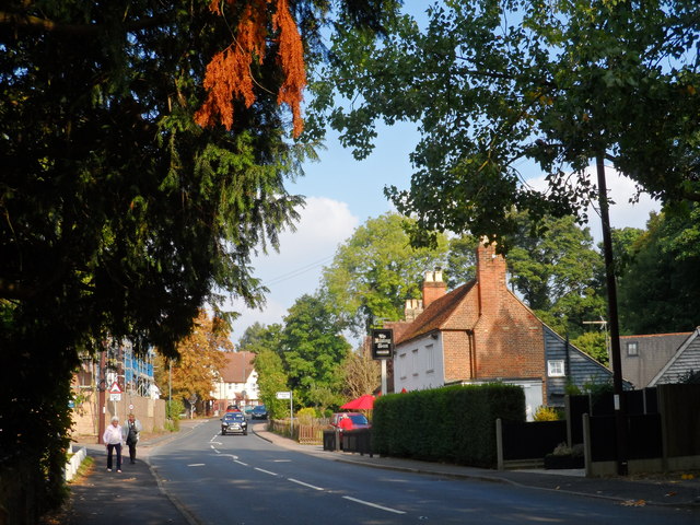 File:High Wych and the Rising Sun pub - Geograph - 4777637.jpg