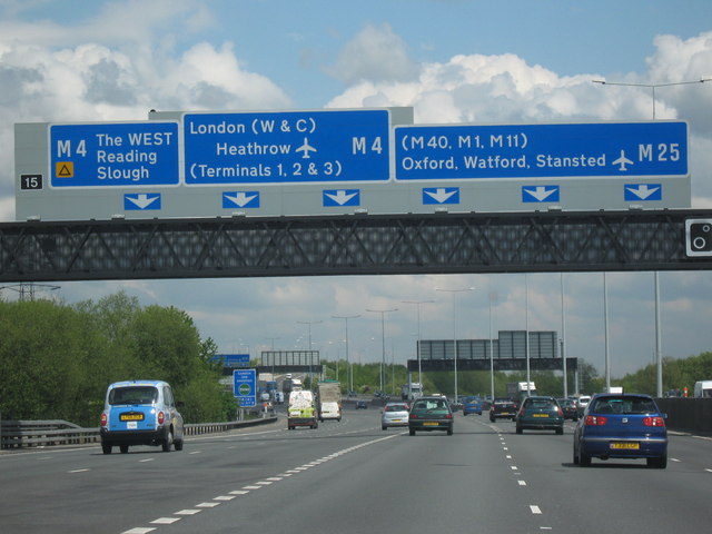 File:M25 Motorway Clockwise. Junction 15 Slip Road For M4 - Geograph - 1280504.jpg