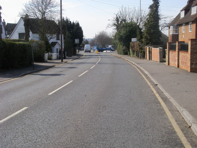 File:Nearing roundabout with Ickenham Road - Geograph - 2152798.jpg