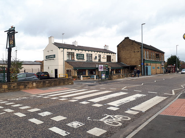 File:The new Jug and Barrel, Town Street, Stanningley - Geograph - 6315296.jpg