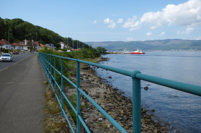 File:A770 Cloch Road - Geograph - 6225625.jpg