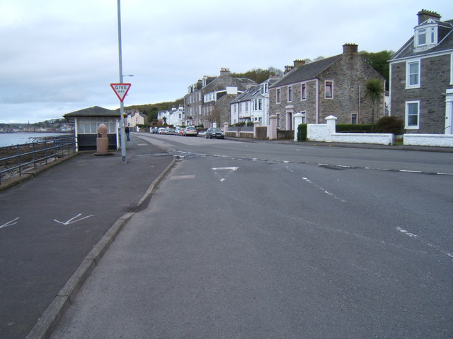 File:Ardbeg Road Junction - Geograph - 1312949.jpg