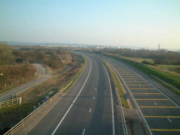 File:M49 southbound from M4 - Coppermine - 1127.JPG