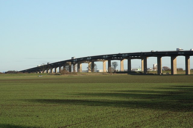 File:Ouse Bridge - Geograph - 1612731.jpg