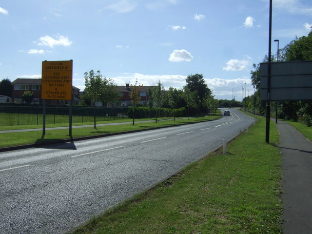 File:Kingston Park Road, Fawdon - Geograph - 3584579.jpg