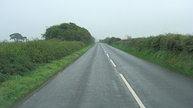 File:B3293 southwest of Kernewas - Geograph - 3207974.jpg