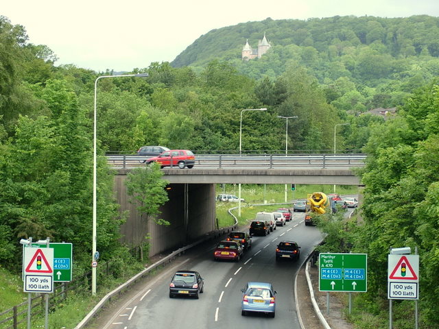 File:M4 Motorway Intersection near Tongwynlais - Geograph - 609448.jpg