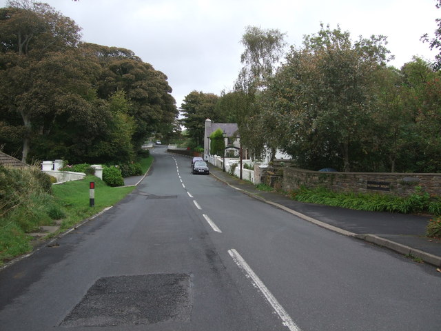 File:Approaching the 'chicane' on A25 (C) Richard Hoare - Geograph - 2600337.jpg