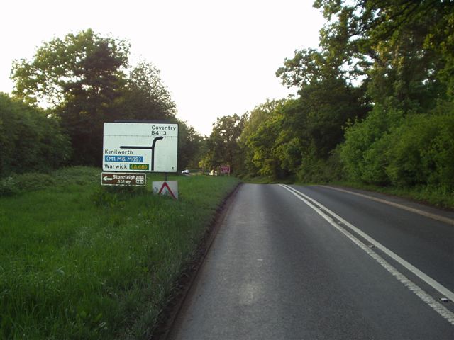 File:Local Direction Sign B4113-B4115 Finham Bridge Coventry - Coppermine - 11948.jpg