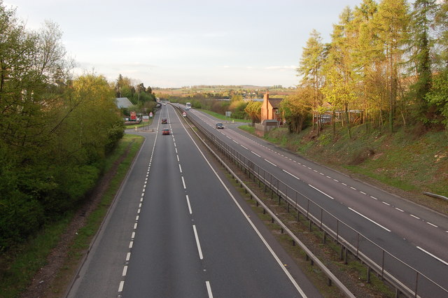 File:A40 at Whitchurch looking eastwards - Geograph - 780465.jpg