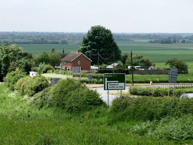 File:Junction of the A16 and A155 - Geograph - 443650.jpg