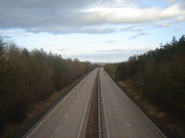 File:The A40 towards Raglan and Monmouth - Geograph - 364868.jpg