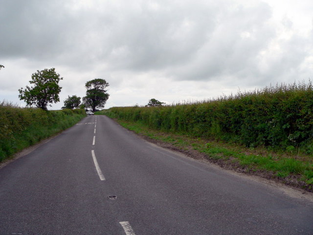 File:Sharp bend on Blundeston Road B1074 - Geograph - 451040.jpg