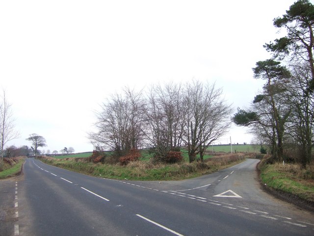 File:Road junction east of Great Torrington - Geograph - 648991.jpg