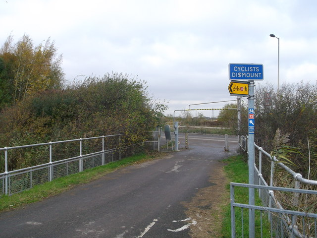 File:National Cycle Route 13 meets... (C) David Anstiss - Geograph - 3219436.jpg