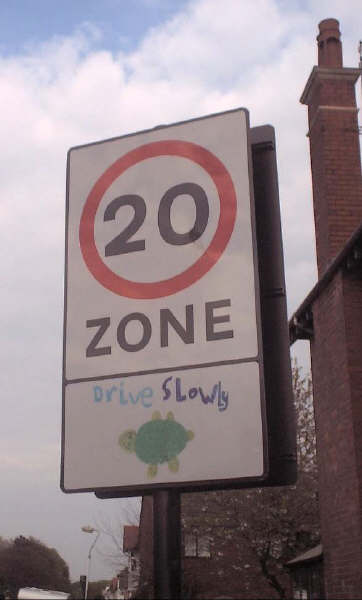 File:Northampton 20 zone sign 2 - Coppermine - 333.jpg