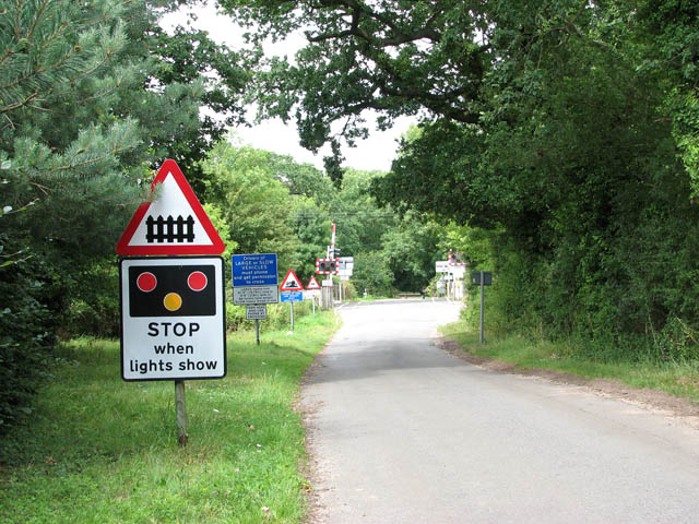 File:Approaching the level crossing on Church Road - Geograph - 1415638.jpg