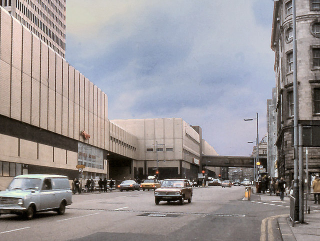 File:Corporation Street And The Arndale Centre - Geograph - 2120601.jpg