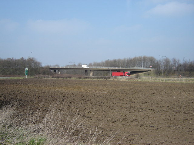 File:Junction 38 M62 to the right A63(T) to Hull - Geograph - 1219789.jpg