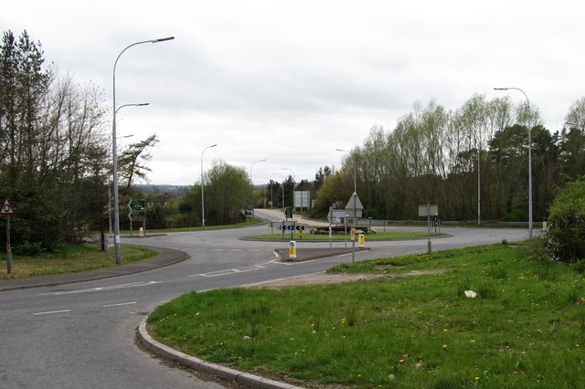 File:The Damolly Roundabout from Ashgrove Road - Geograph - 2891080.jpg