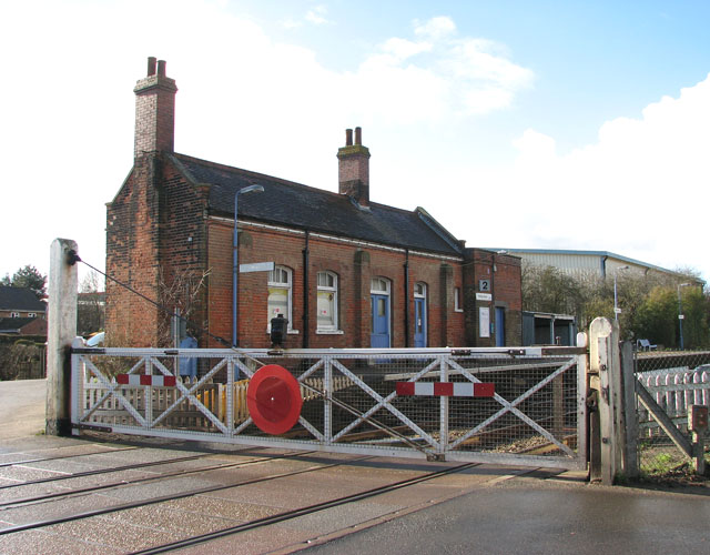 File:Harling Road station - station building and crossing gates - Geograph - 1702933.jpg