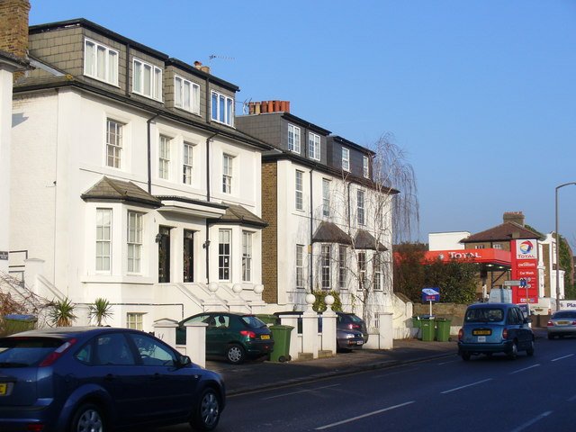 File:Portsmouth Road (C) Colin Smith - Geograph - 637615.jpg