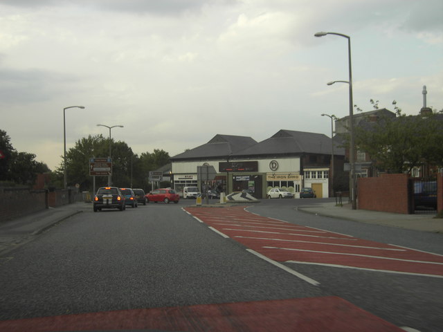 File:A656 Roundabout - Geograph - 238081.jpg