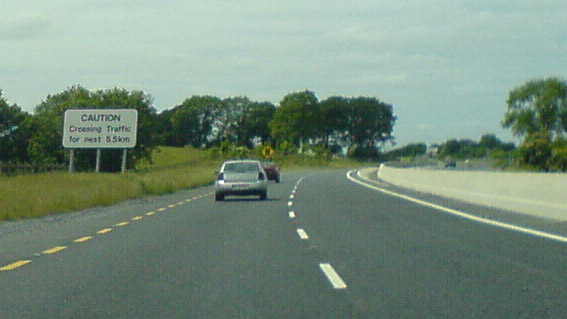 File:04 N4 crossing traffic - Coppermine - 6568.jpg