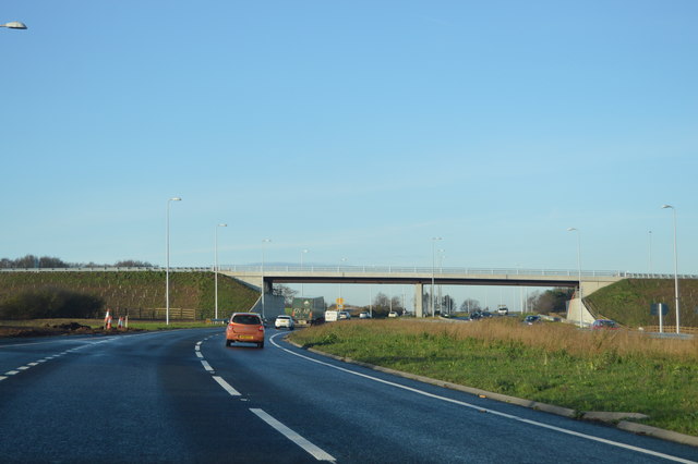 File:New bridge over the A1 - Geograph - 4790286.jpg