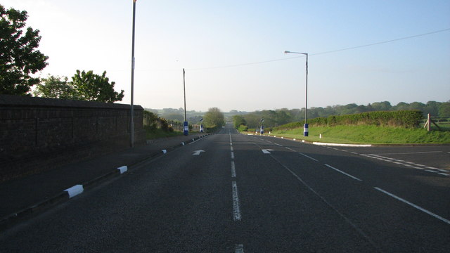 File:Station Road - Geograph - 846343.jpg