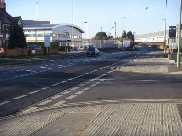 File:Watlington Road - Geograph - 1085570.jpg