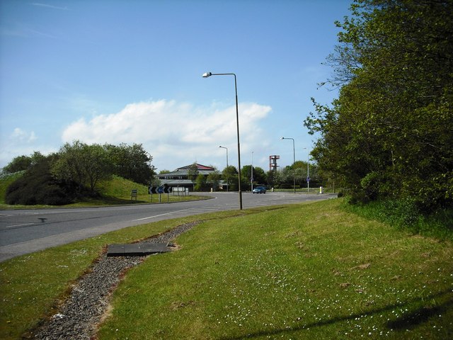 File:Boghall roundabout - Geograph - 1306431.jpg