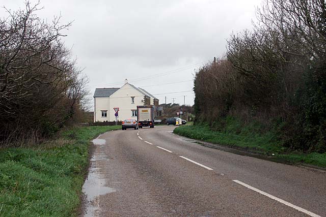 File:Road Junction at Gummow's Shop - Geograph - 354601.jpg